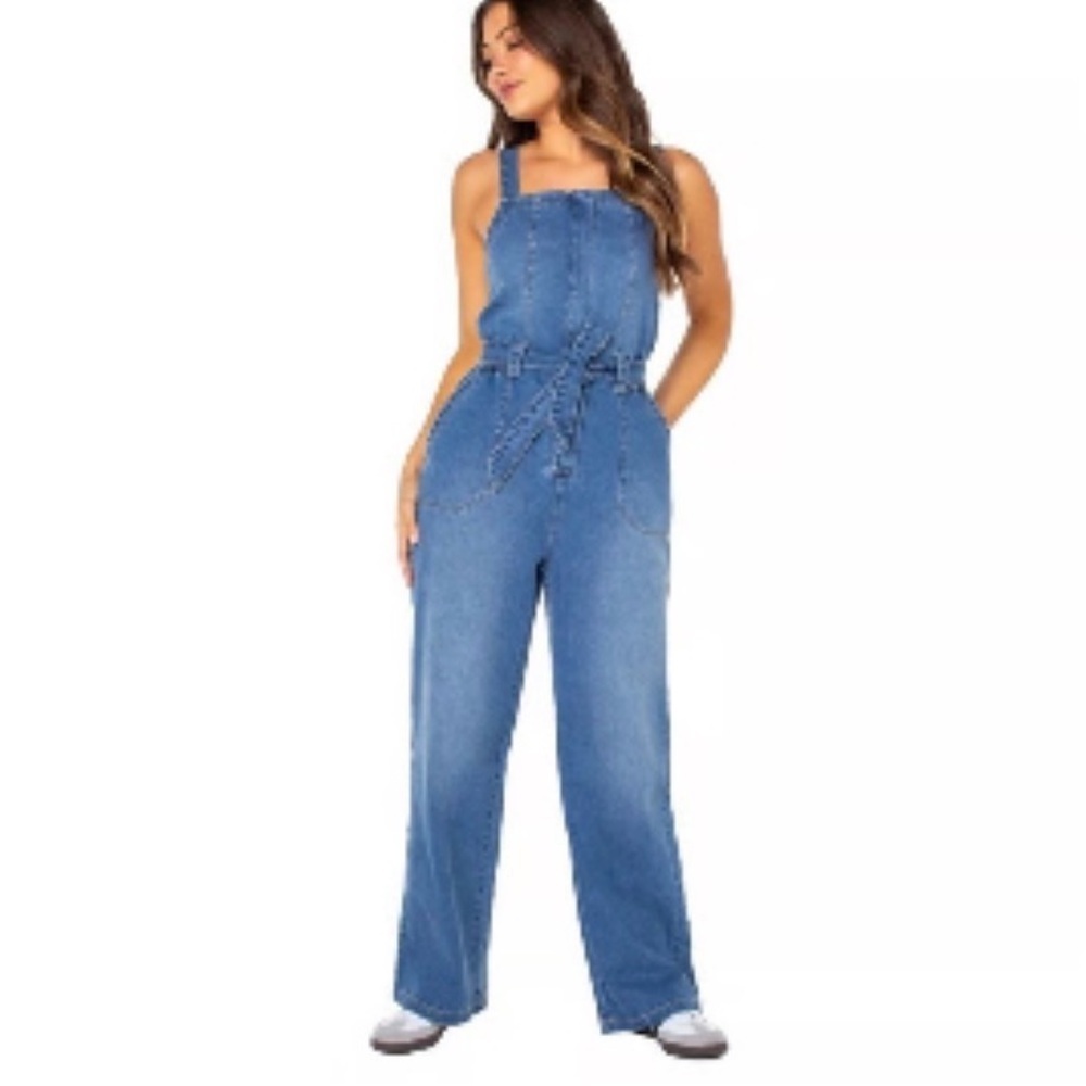 Celebrity Pink Blue Denim Jumpsuit Size Medium